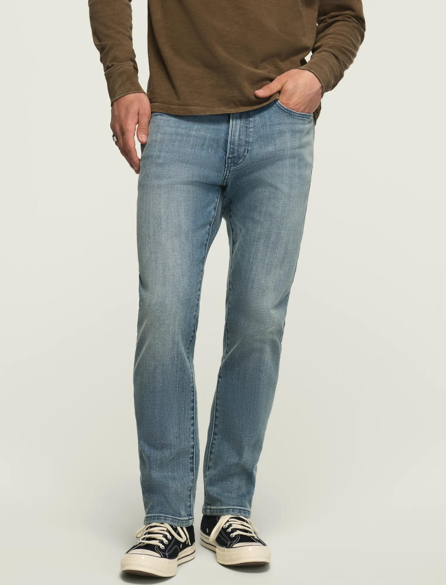 410_ATHLETIC_STRAIGHT_430