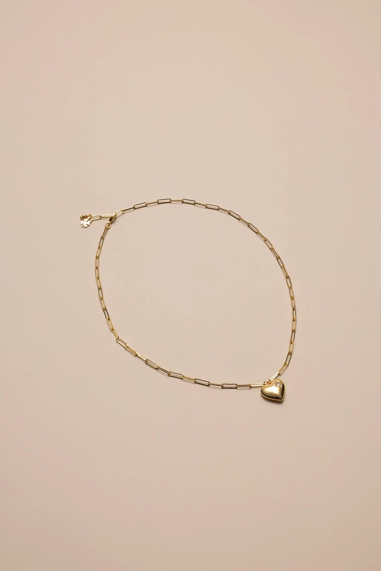 CHAIN_LINK_NECKLACE_W_HEART_PENDANT_710