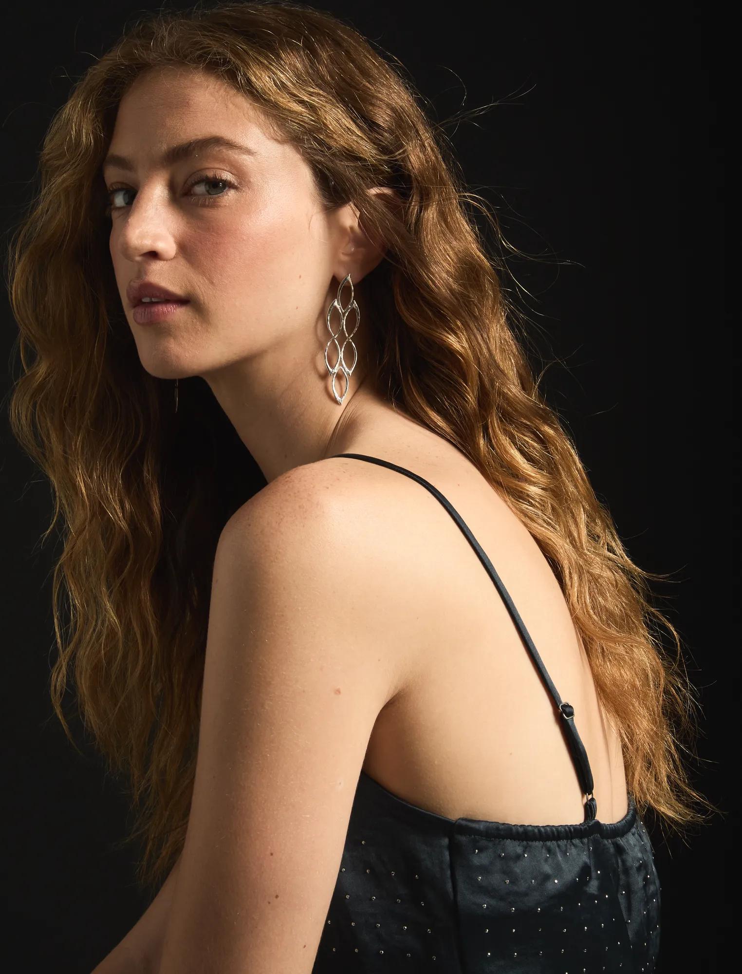 CIRCLE_DROP_STATEMENT_EARRINGS_710