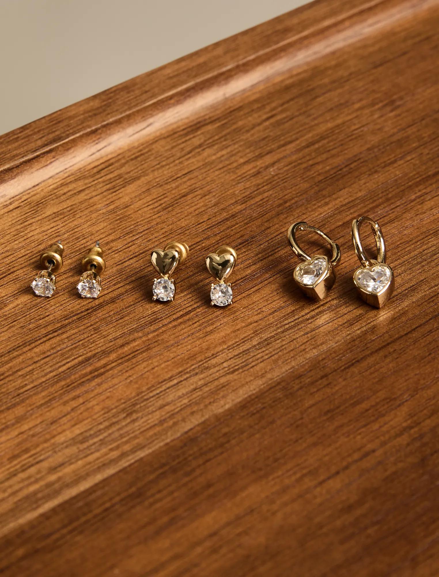 CRYSTAL_HEART_AND_HOOP_STUD_EARRINGS_SET_710