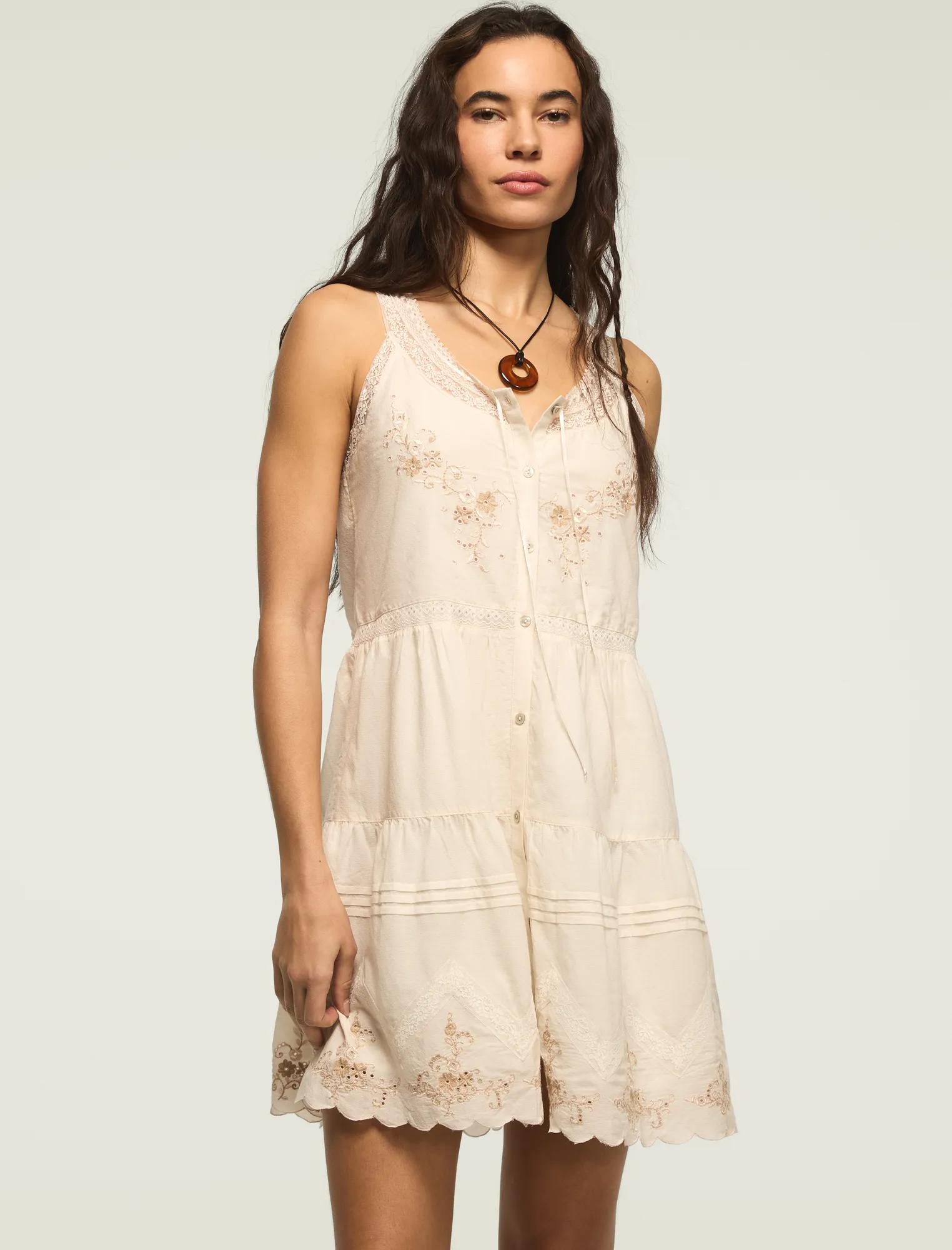 EMBROIDERED_DROP_WAIST_MINI_690