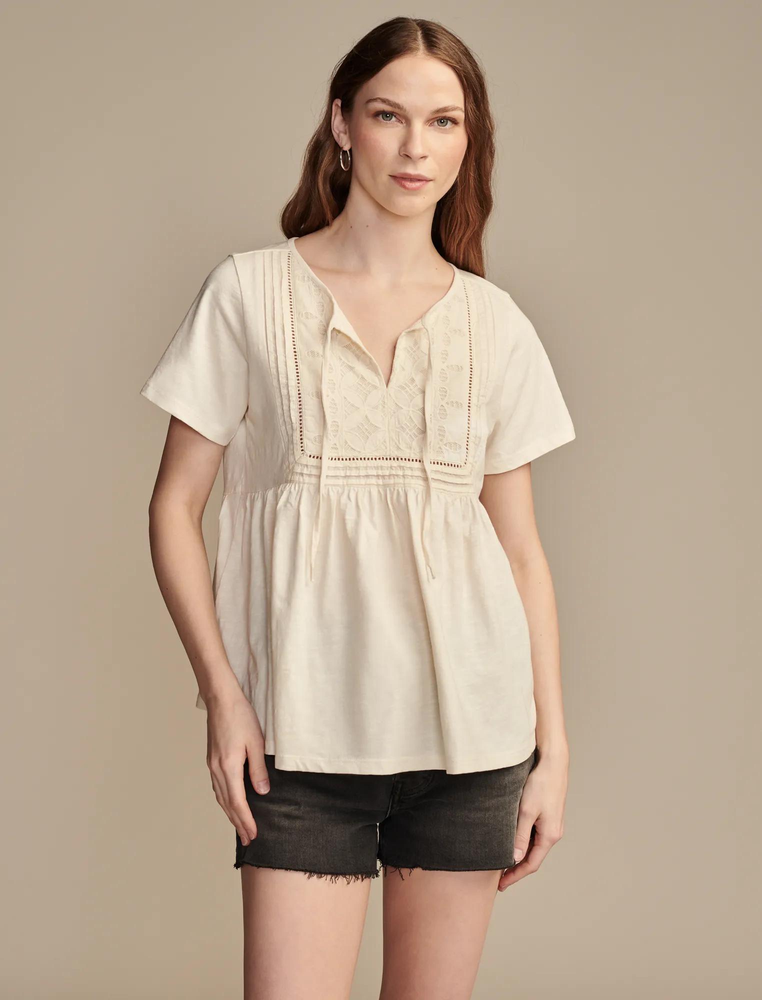 EMROIDERED_YOKE_TEE_103