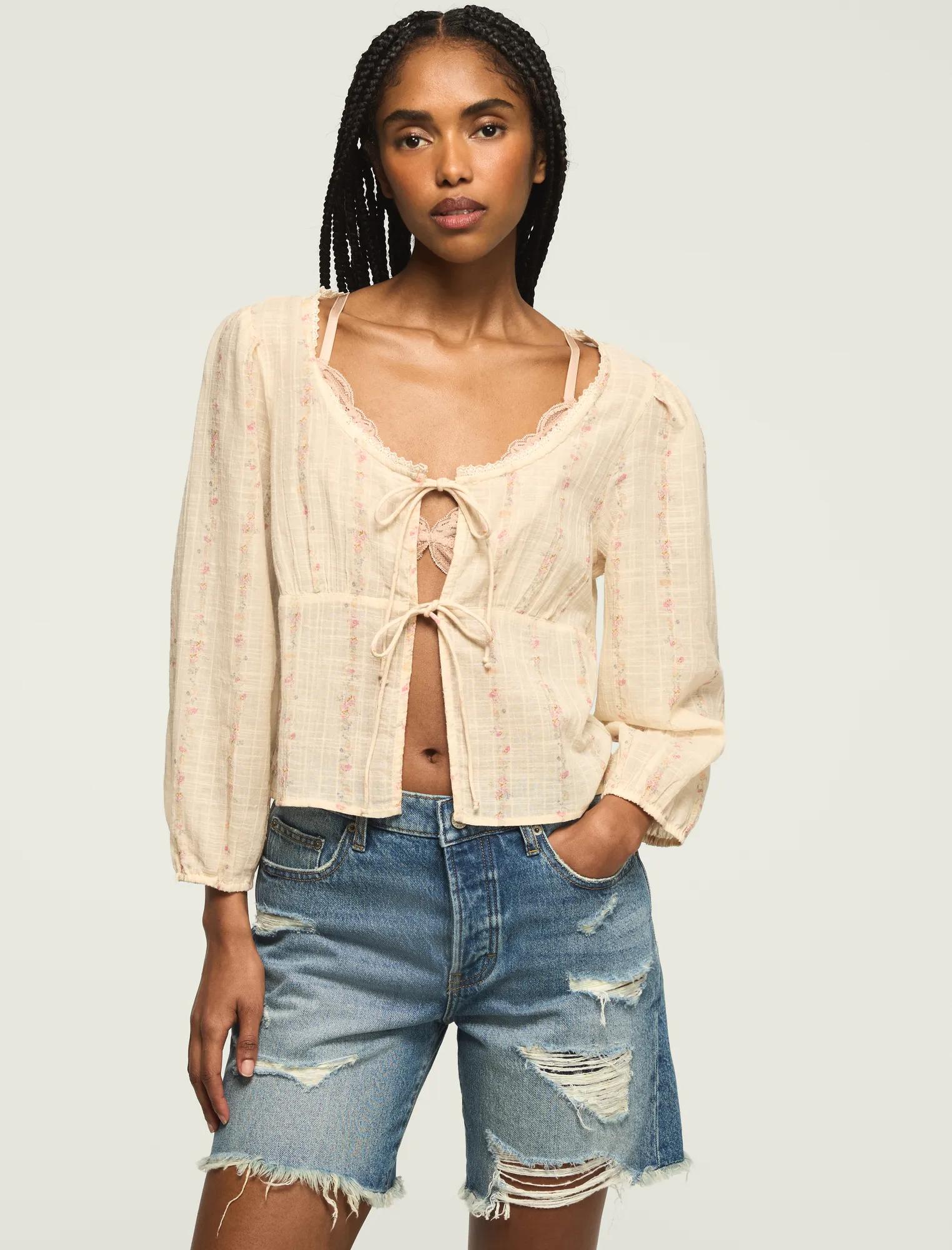 FESTIVAL_CUTWORK_FLYAWAY_BLOUSE_100