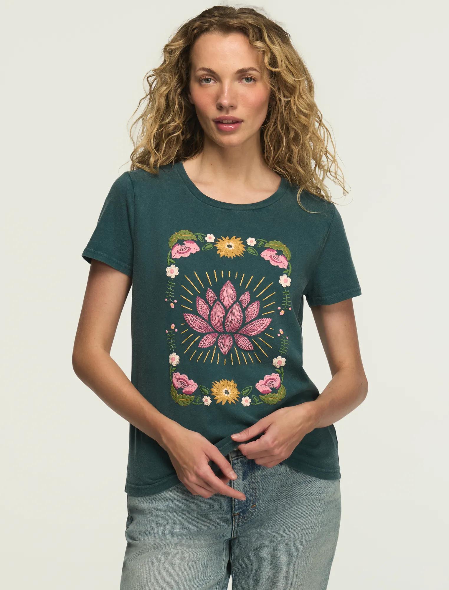 FLORAL_FRAME_LOTUS_CLASSIC_CREW_320