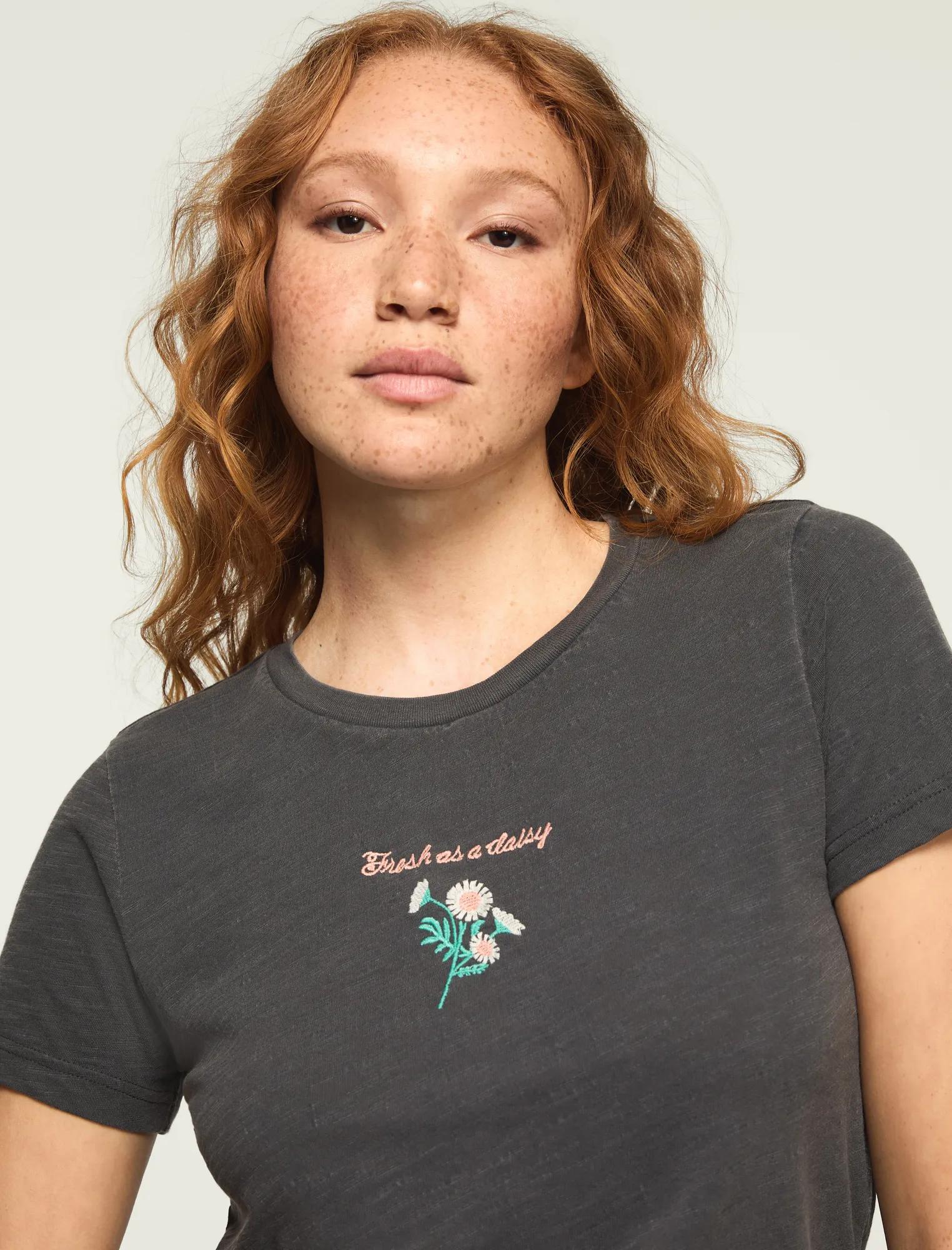 FRESH_AS_A_DAISY_CLASSIC_CREW_020