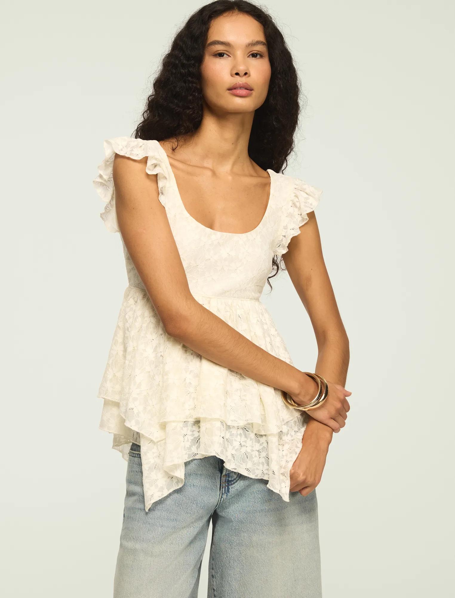 LACE_FLUTTER_SLEEVE_TOP_110