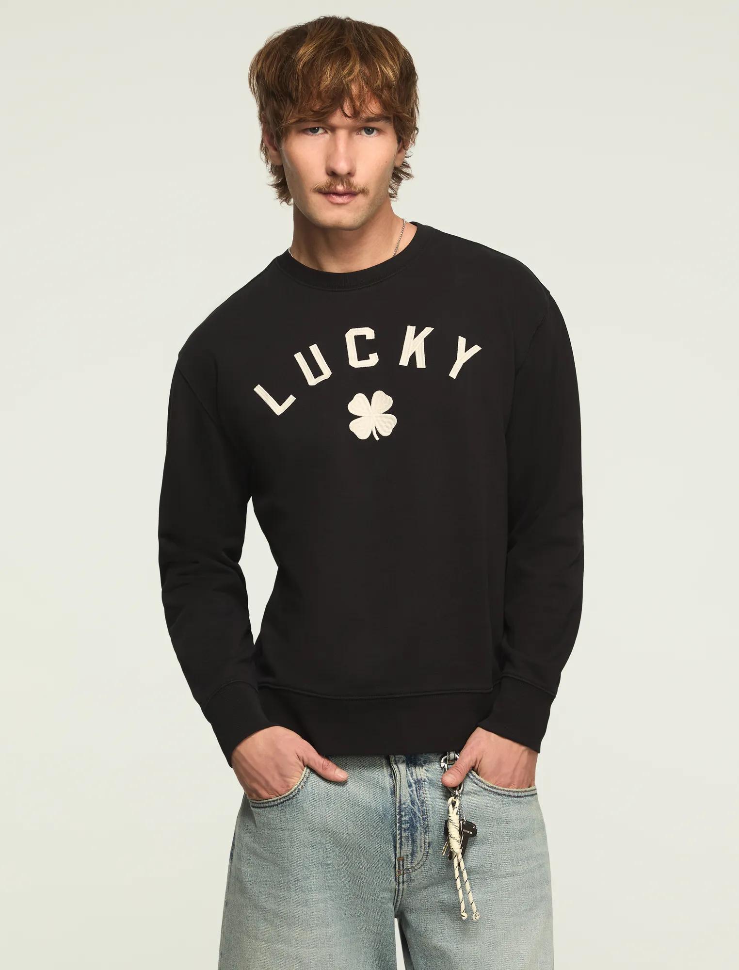 LUCKY_CLOVER_FLEECE_CREWNECK_SWEATSHIRT_001