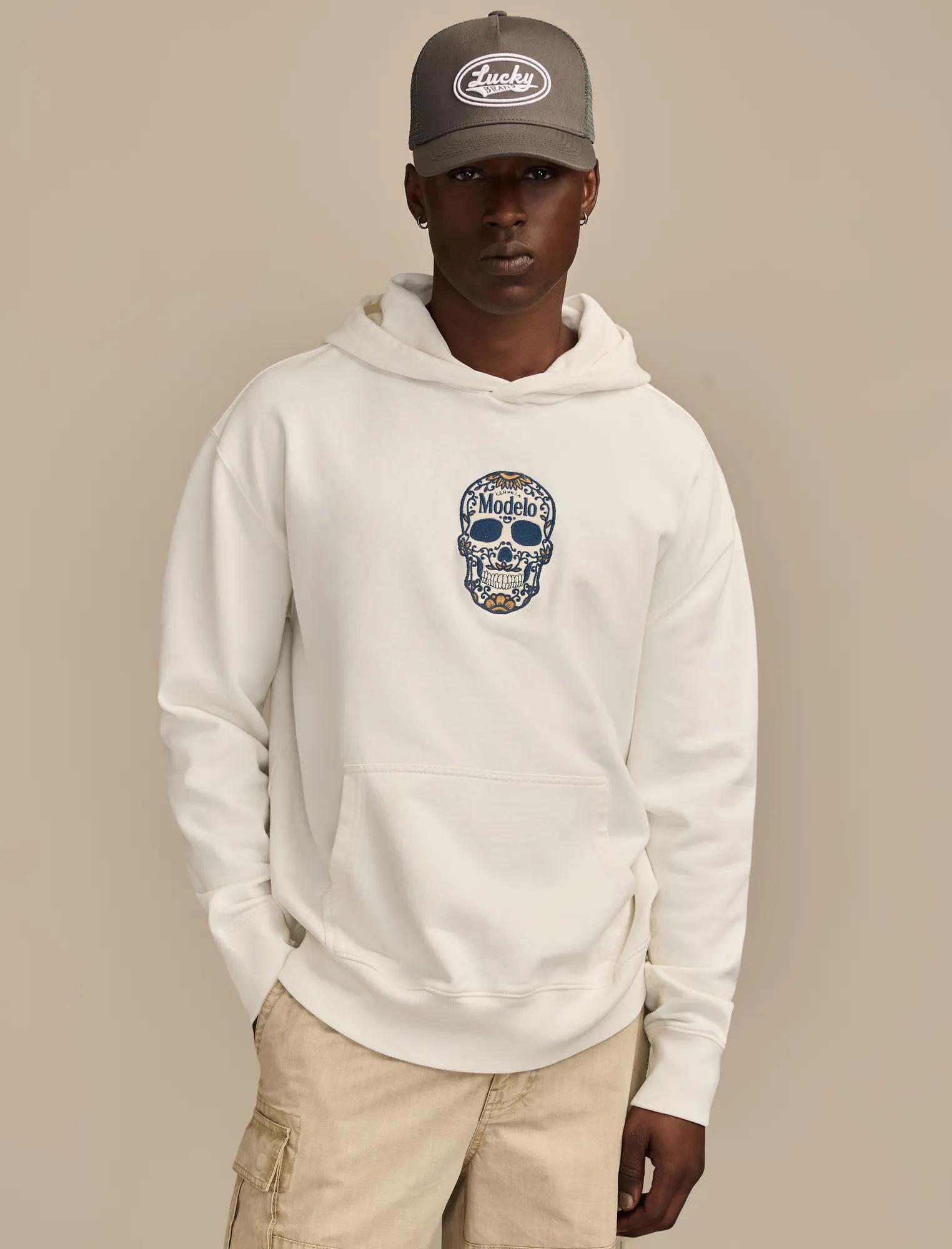 MODELO_SMALL_SKULL_HOODIE_100