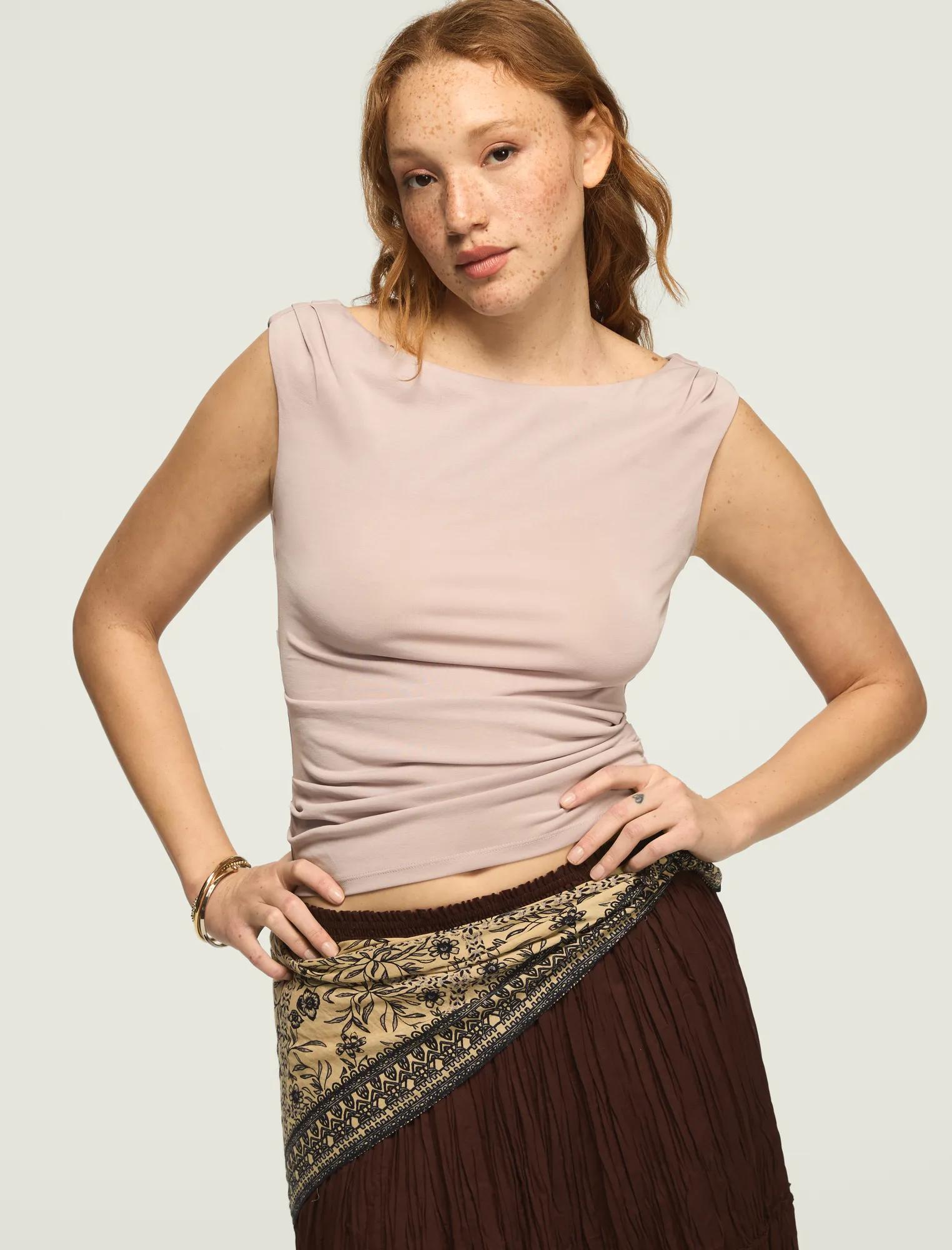 SANDWASH_BOATNECK_DRAPE_TOP_530