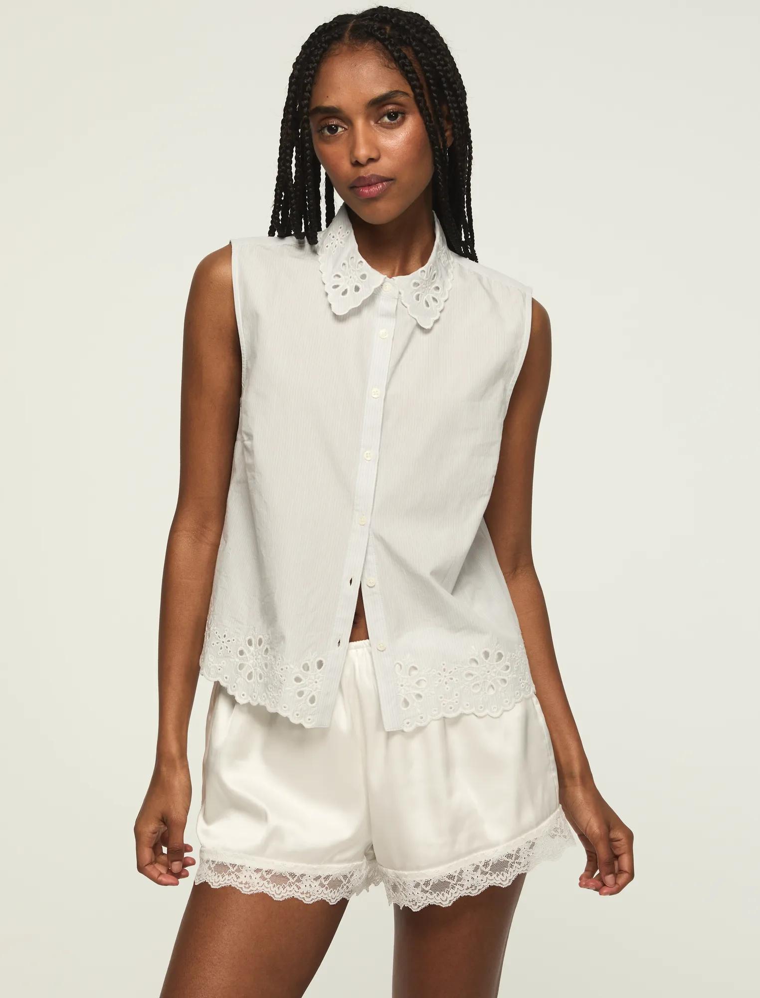 SLEEVELESS_EYELET_BUTTONDOWN_420