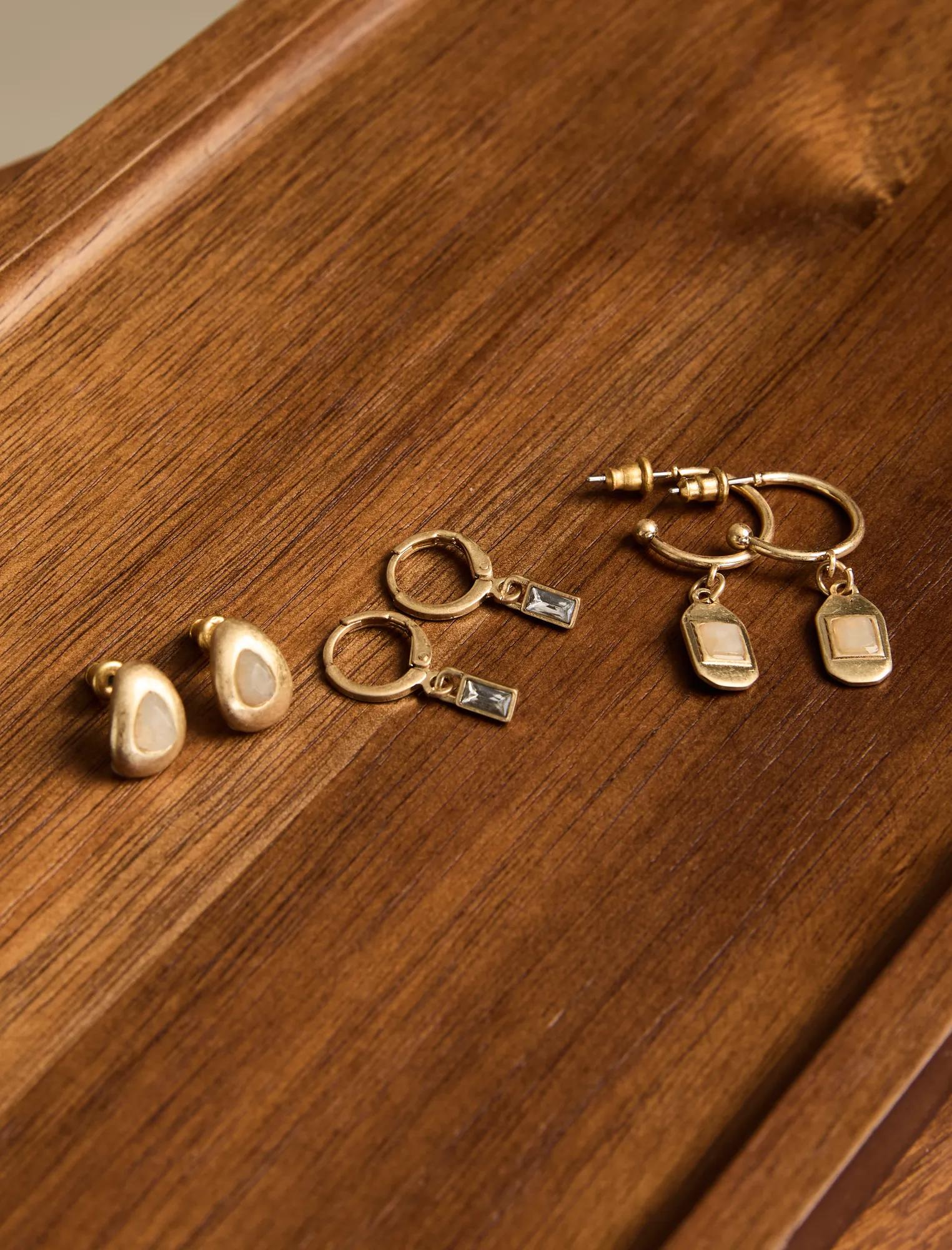 STONE_CHARM_HOOP_AND_STUD_EARRING_SET_710