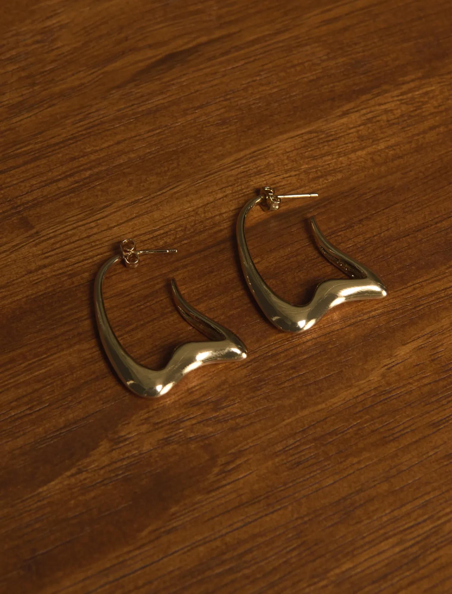 WAVY_DROP_HOOPS_710