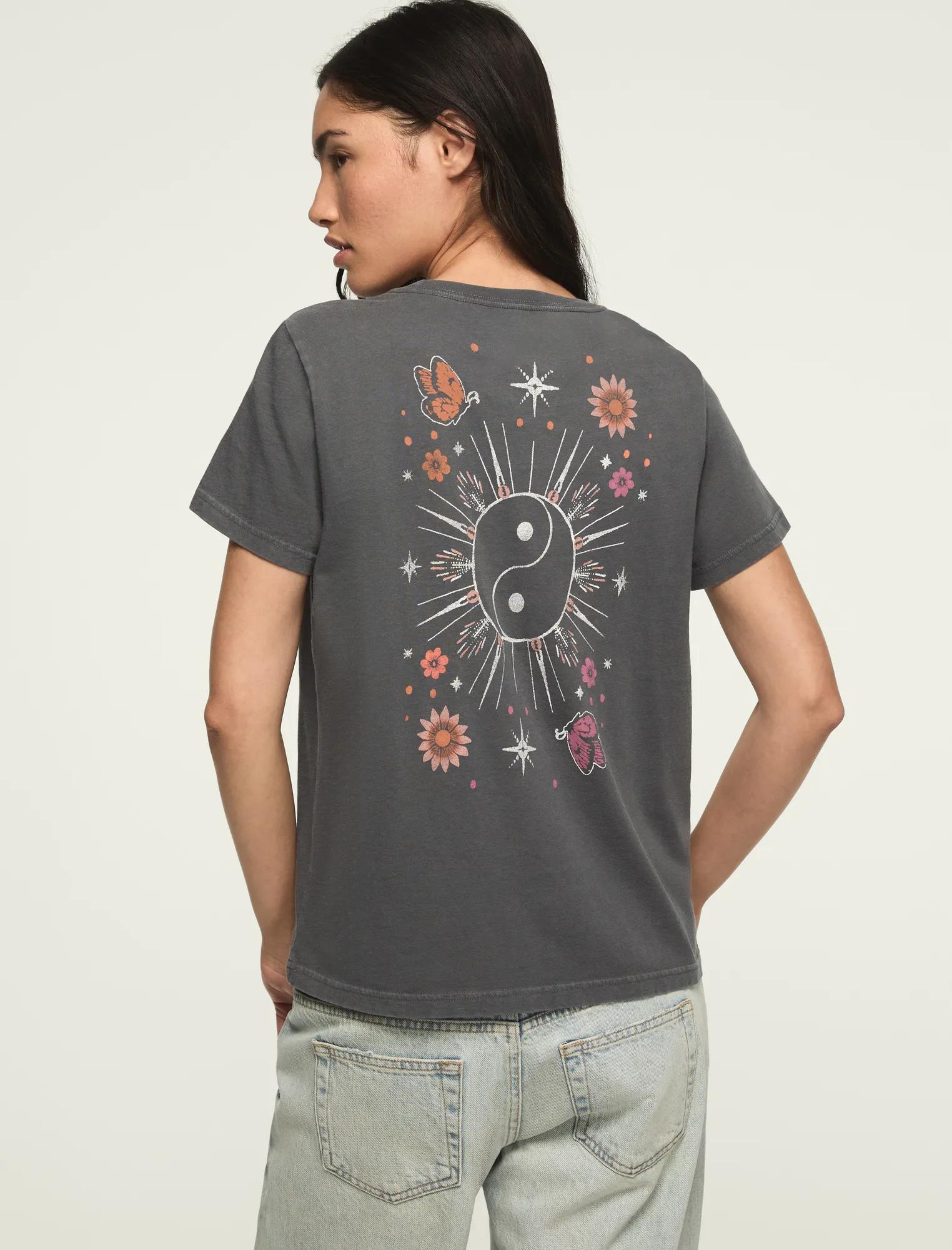 YING_YANG_BUTTERFLY_FLOWERS_CLASSIC_CREW_001